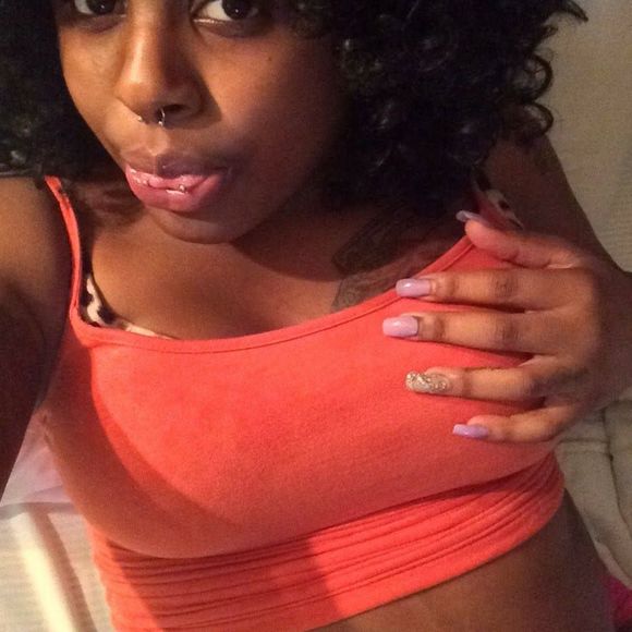 Meet your Posher, Troyaa - Picture 1 of 1